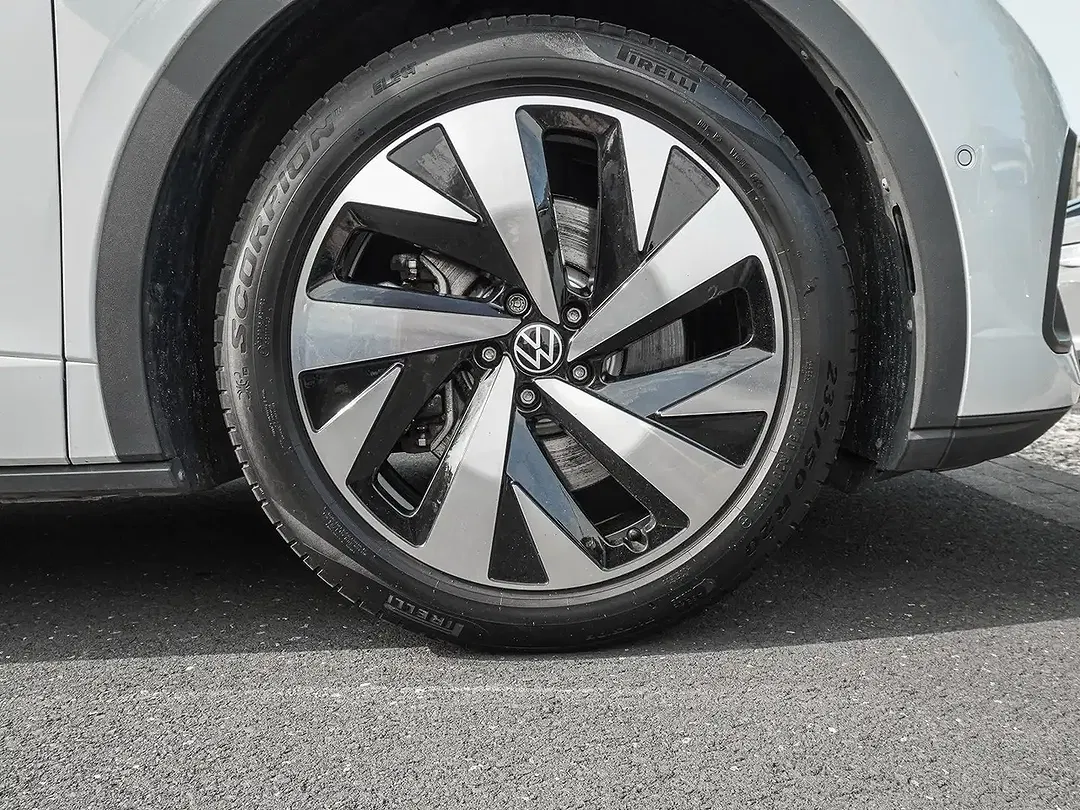 Volkswagen ID.5 Pro Performance - Thumbnail 6