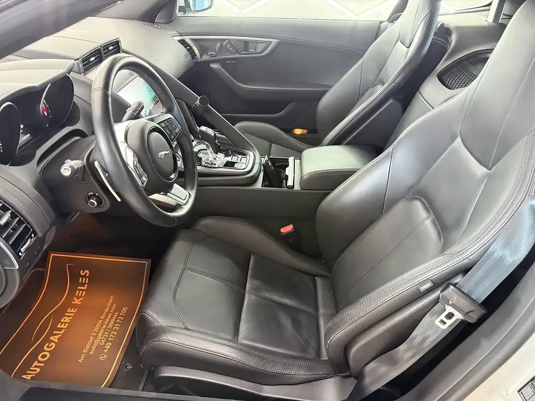 Jaguar F-Type 4x4 Coupe R-Dynamic - Thumbnail 7