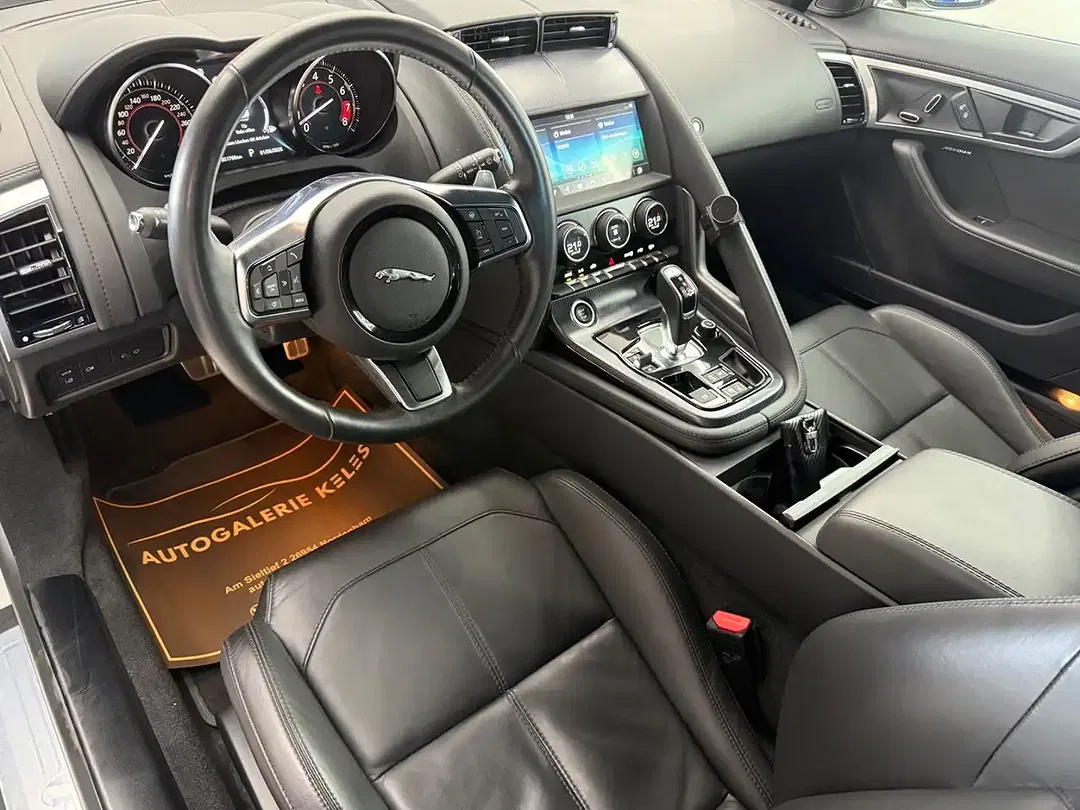 Jaguar F-Type 4x4 Coupe R-Dynamic - Thumbnail 8