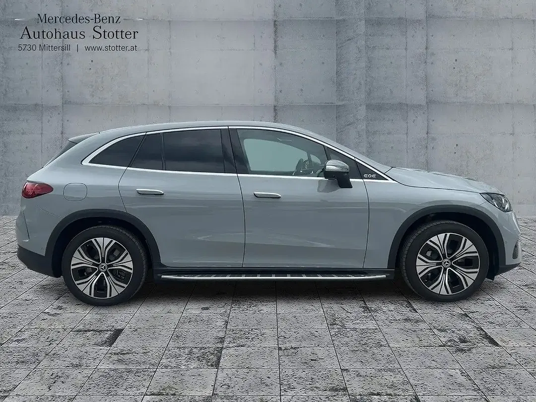 Mercedes-Benz EQE SUV 350 4MATIC - Thumbnail 10