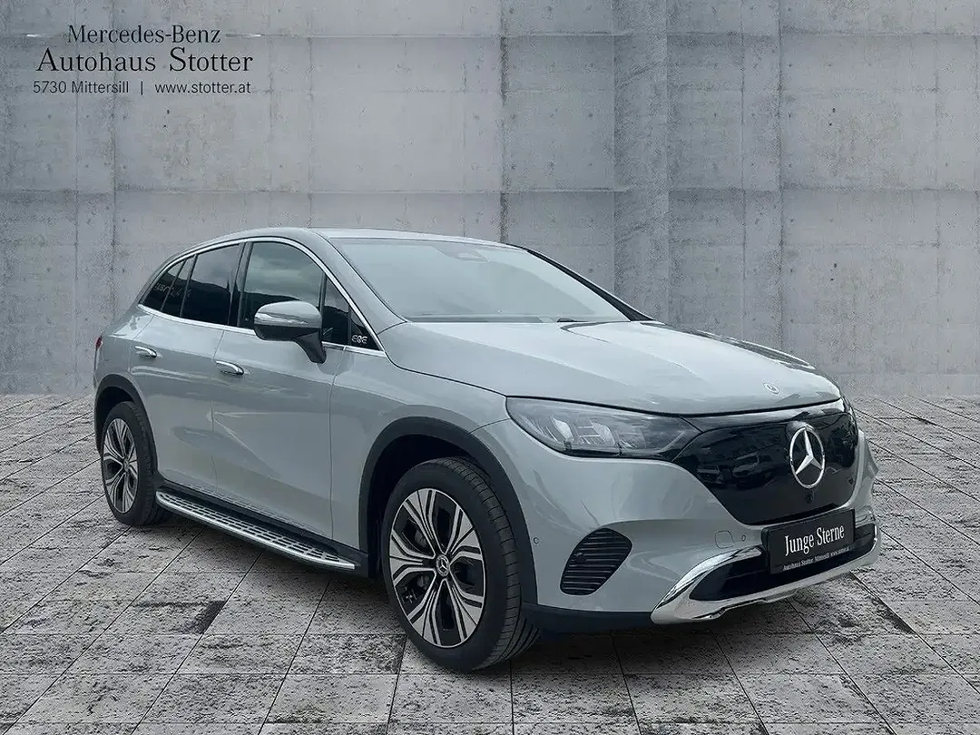 Mercedes-Benz EQE SUV 350 4MATIC - Thumbnail 12
