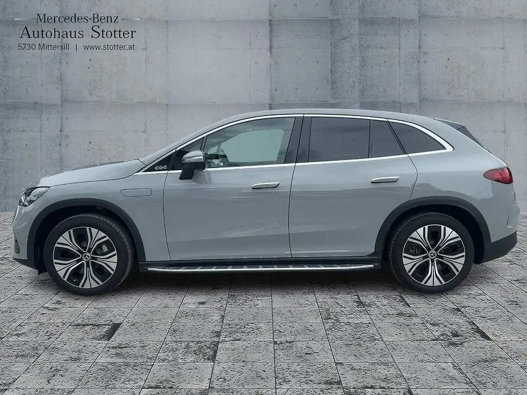 Mercedes-Benz EQE SUV 350 4MATIC - Thumbnail 4
