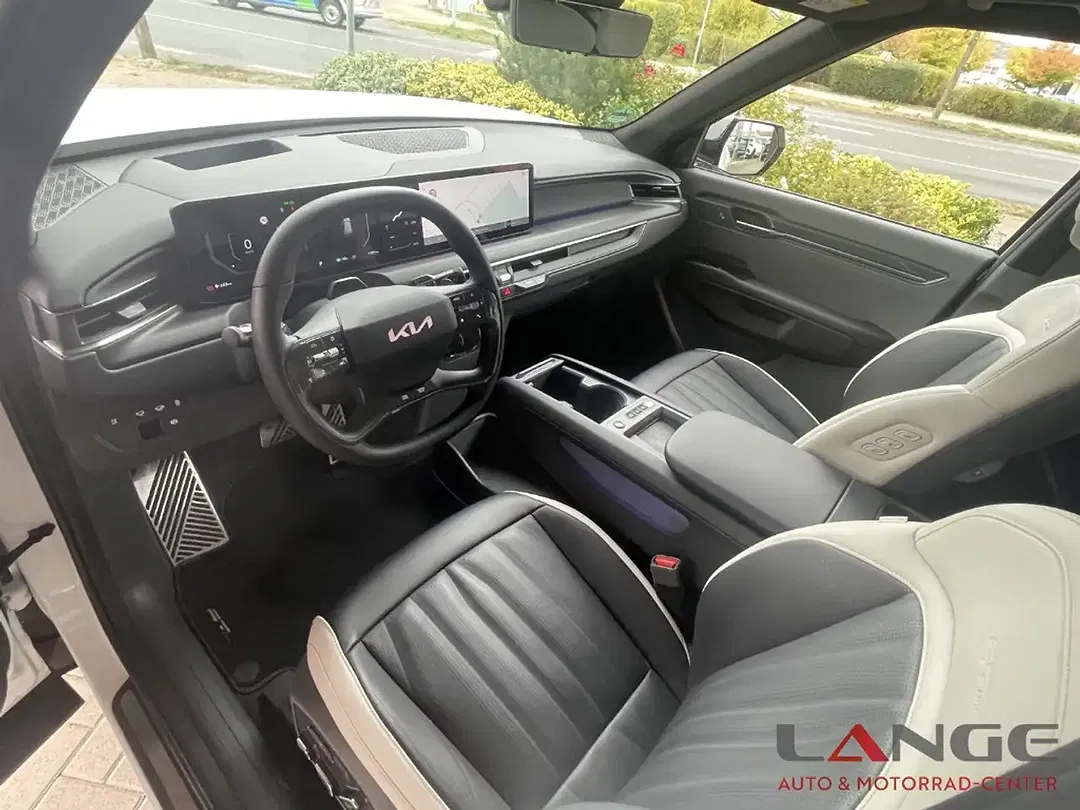 Kia EV9 4WD GT-Line - Thumbnail 11