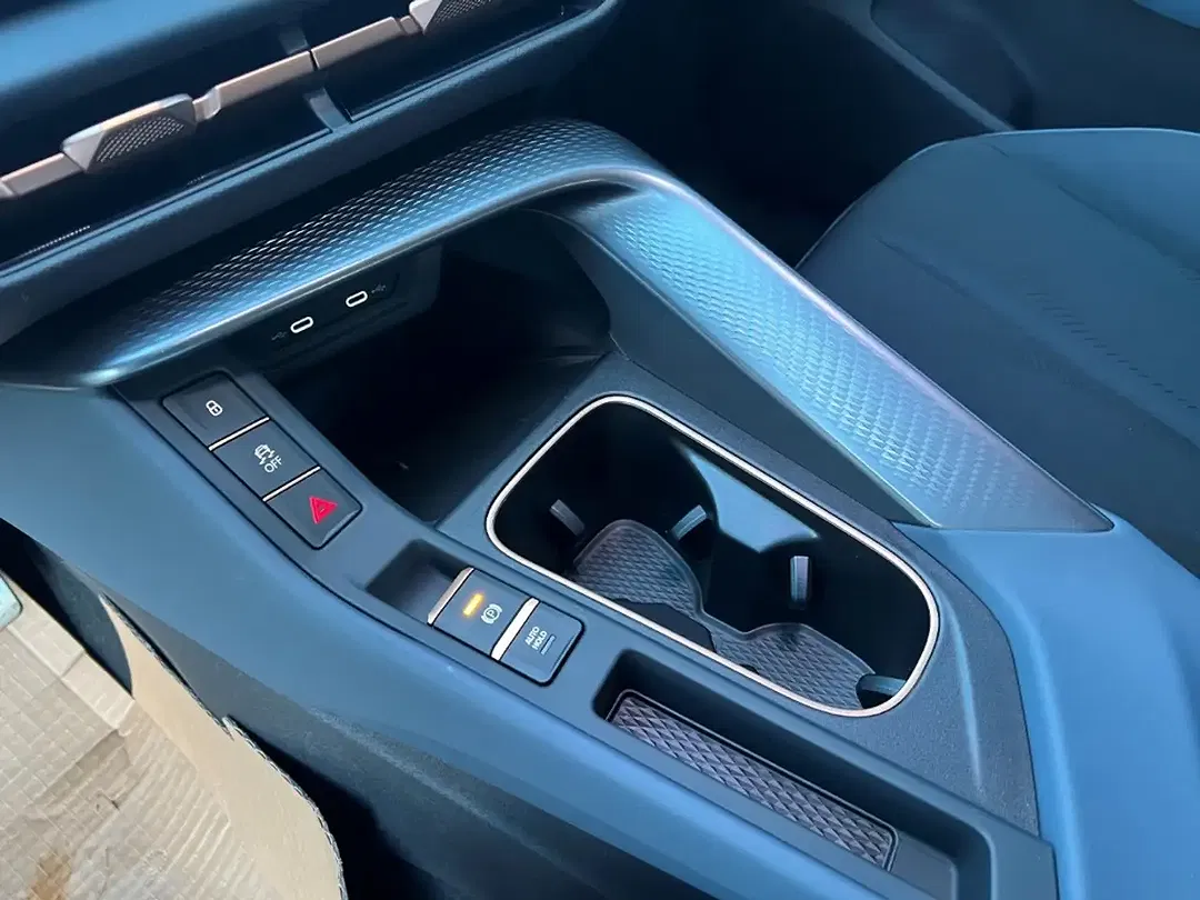 CUPRA Terramar 1.5 eTSI DSG Matrix LED - Thumbnail 13