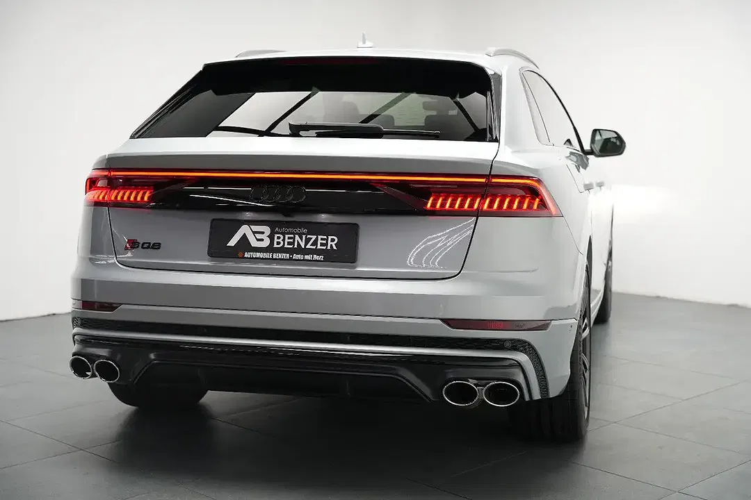 Audi SQ8 4.0 TFSI quattro exclusive - Thumbnail 11