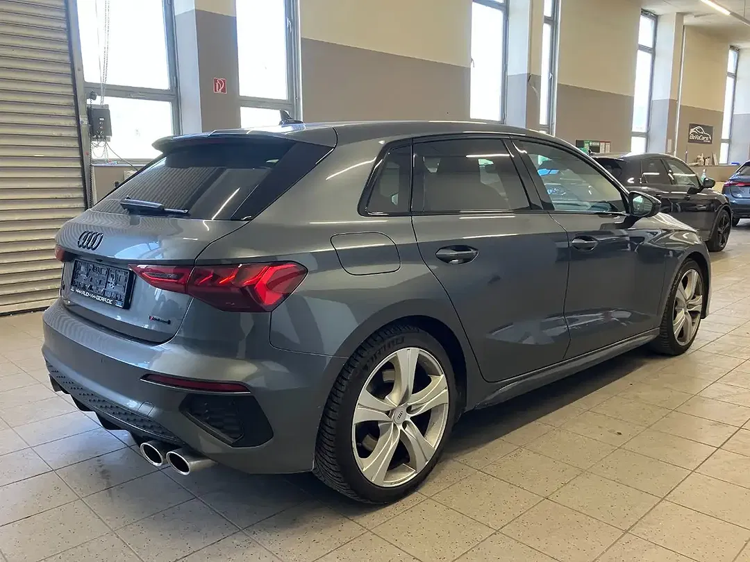 Audi S3 TFSI S tronic quattro Matrix LED Sportback - Thumbnail 6