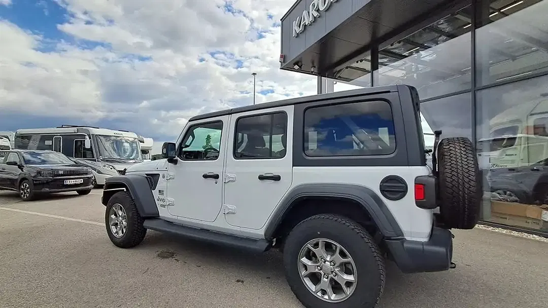 Jeep Wrangler 2.2 CRDi AUT Unlimited Sport - Thumbnail 4