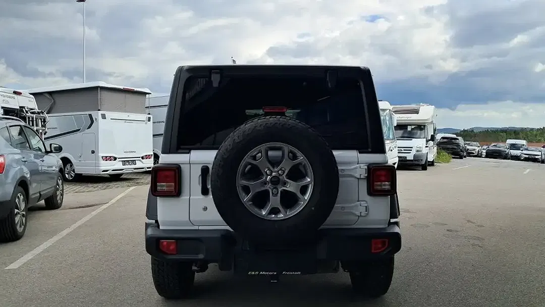 Jeep Wrangler 2.2 CRDi AUT Unlimited Sport - Thumbnail 6