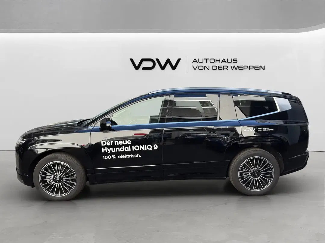 Hyundai IONIQ 9 UNIQ - Thumbnail 3