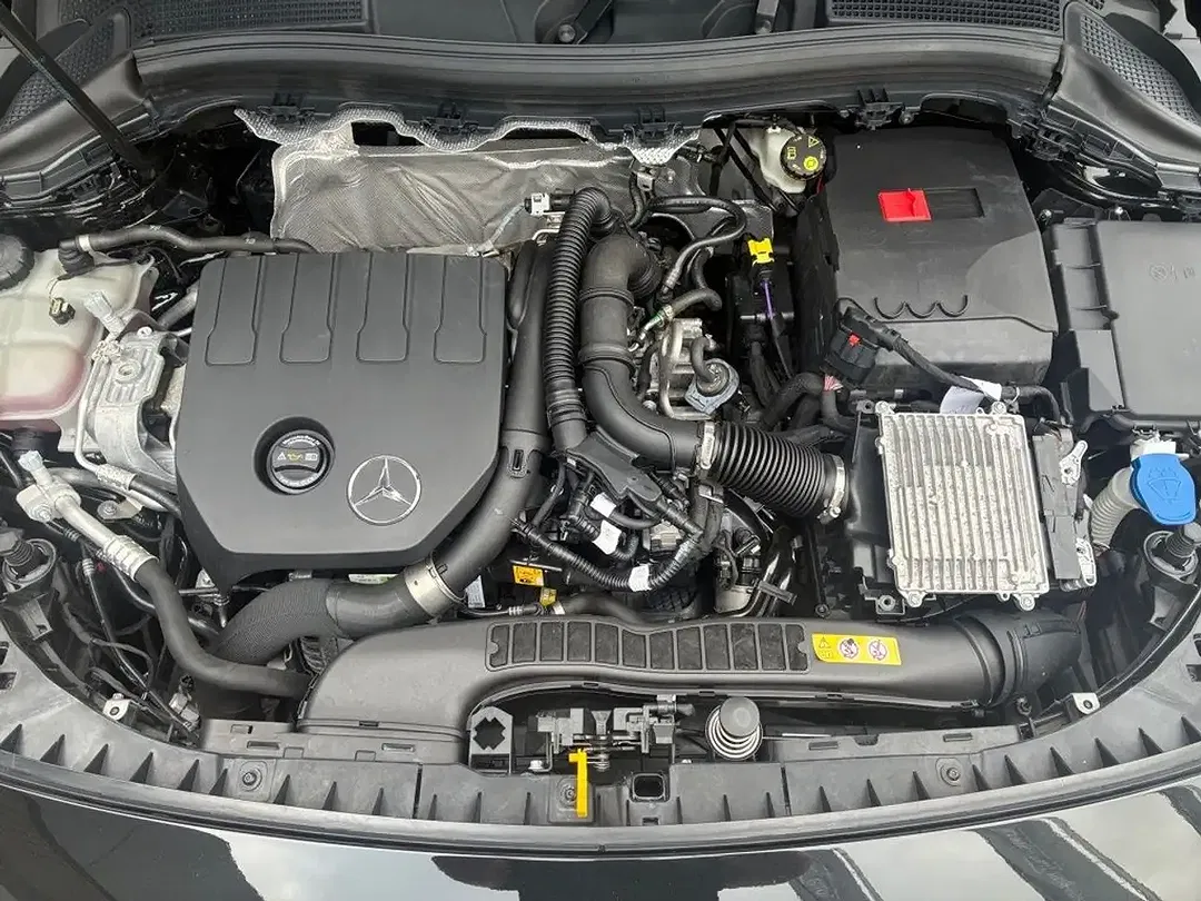Mercedes-Benz B 180 AUT MBUX - Thumbnail 4