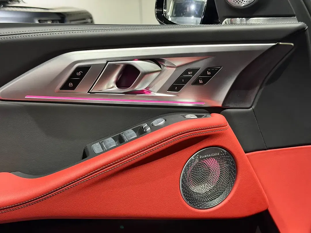 BMW XM Plus - Thumbnail 18