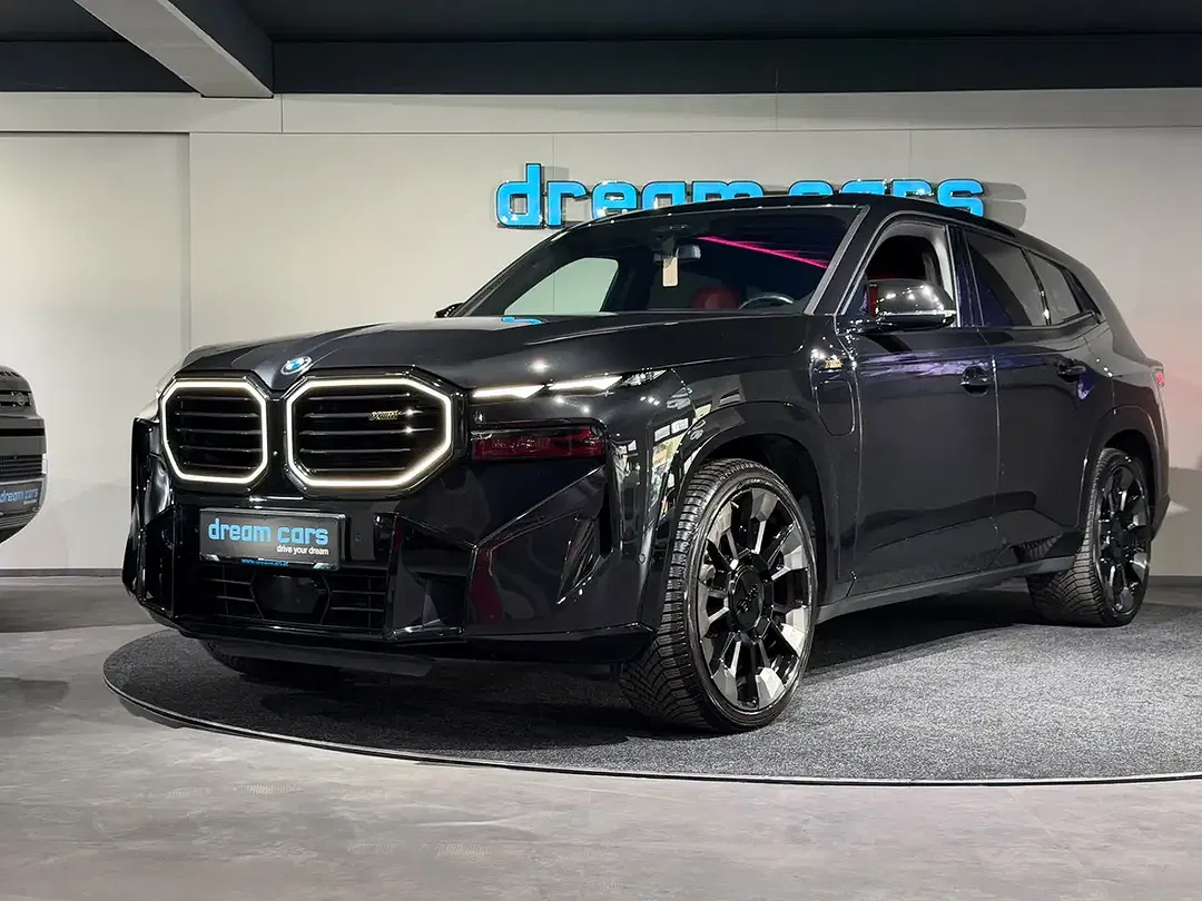 BMW XM Plus - Thumbnail 3