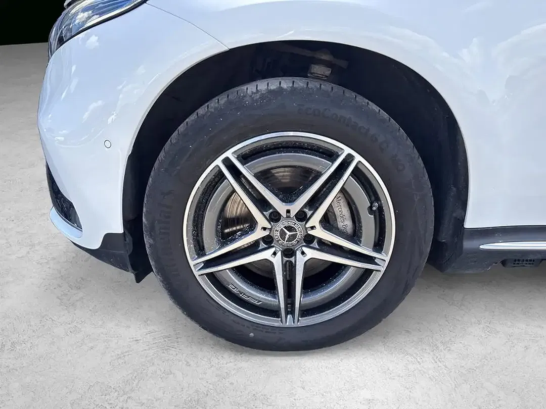 Mercedes-Benz EQC 400 4MATIC AMG Line - Thumbnail 3