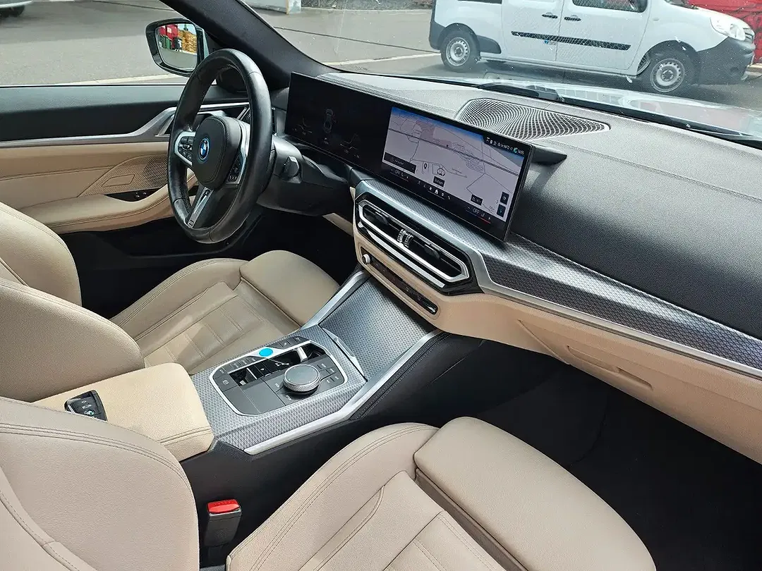 BMW i4 eDrive M Gran Coupe - Thumbnail 14