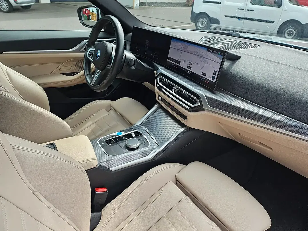 BMW i4 eDrive M Gran Coupe - Thumbnail 17