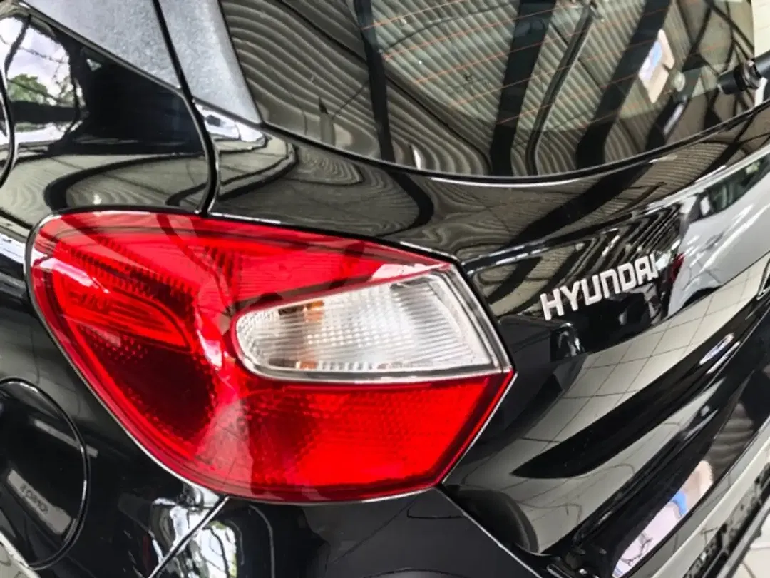 Hyundai i10 Select - Thumbnail 6