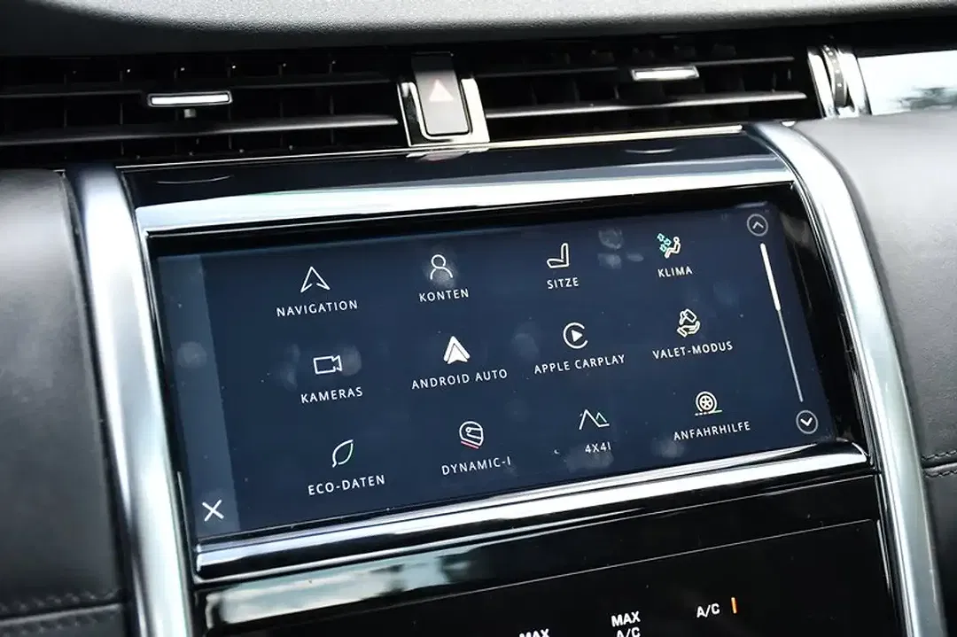 Land Rover Discovery Sport P300e 4x4 Hybrid HSE - Thumbnail 13