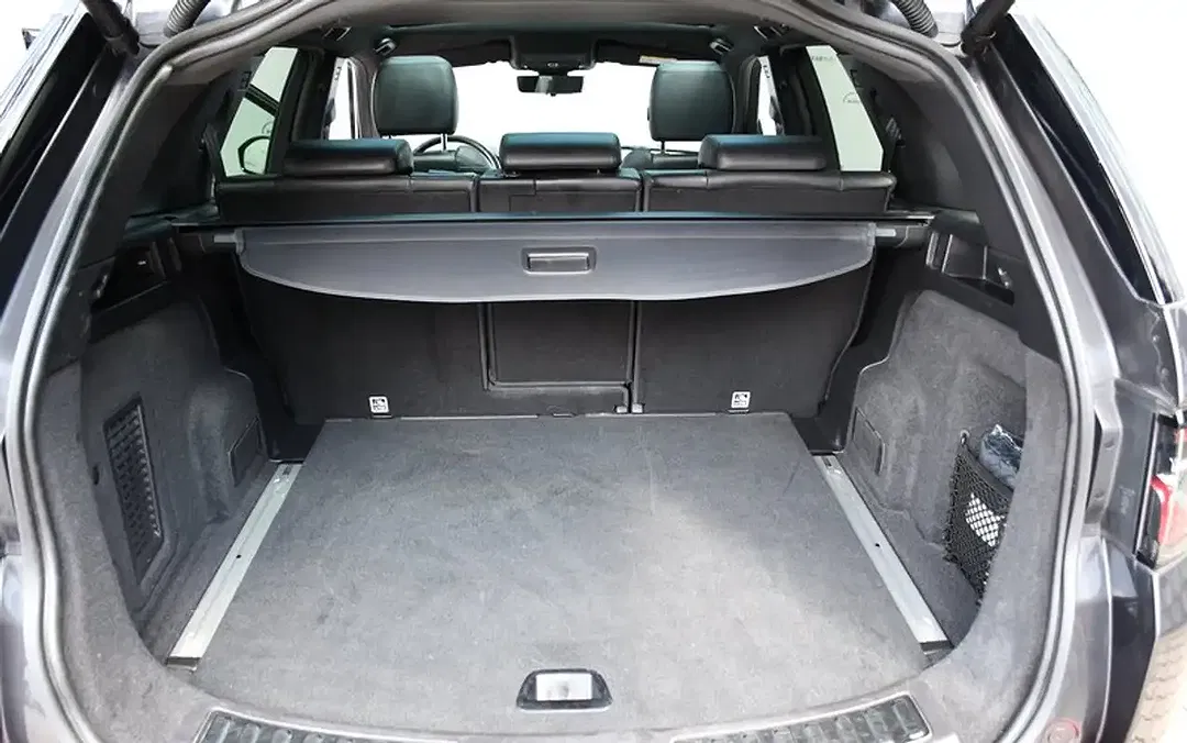 Land Rover Discovery Sport P300e 4x4 Hybrid HSE - Thumbnail 7