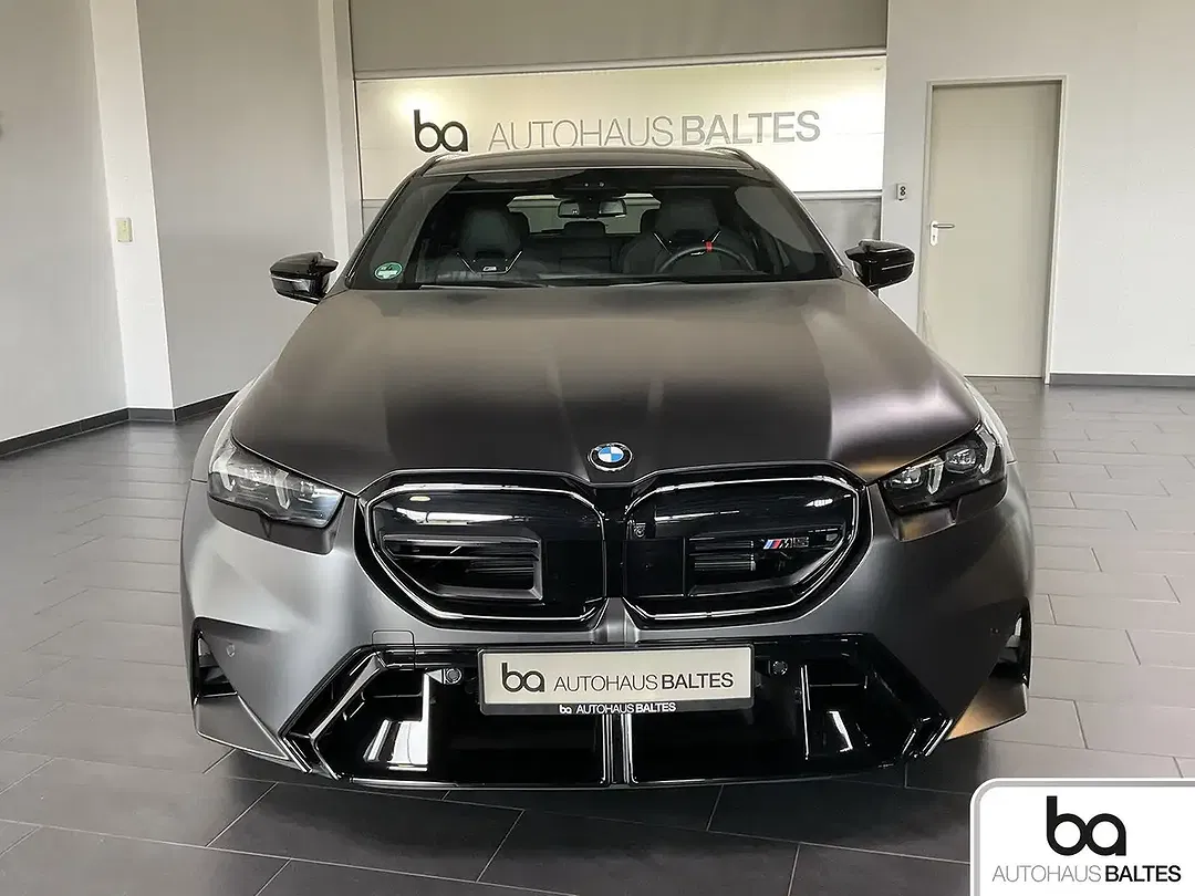 BMW M5 M Touring - foto 2