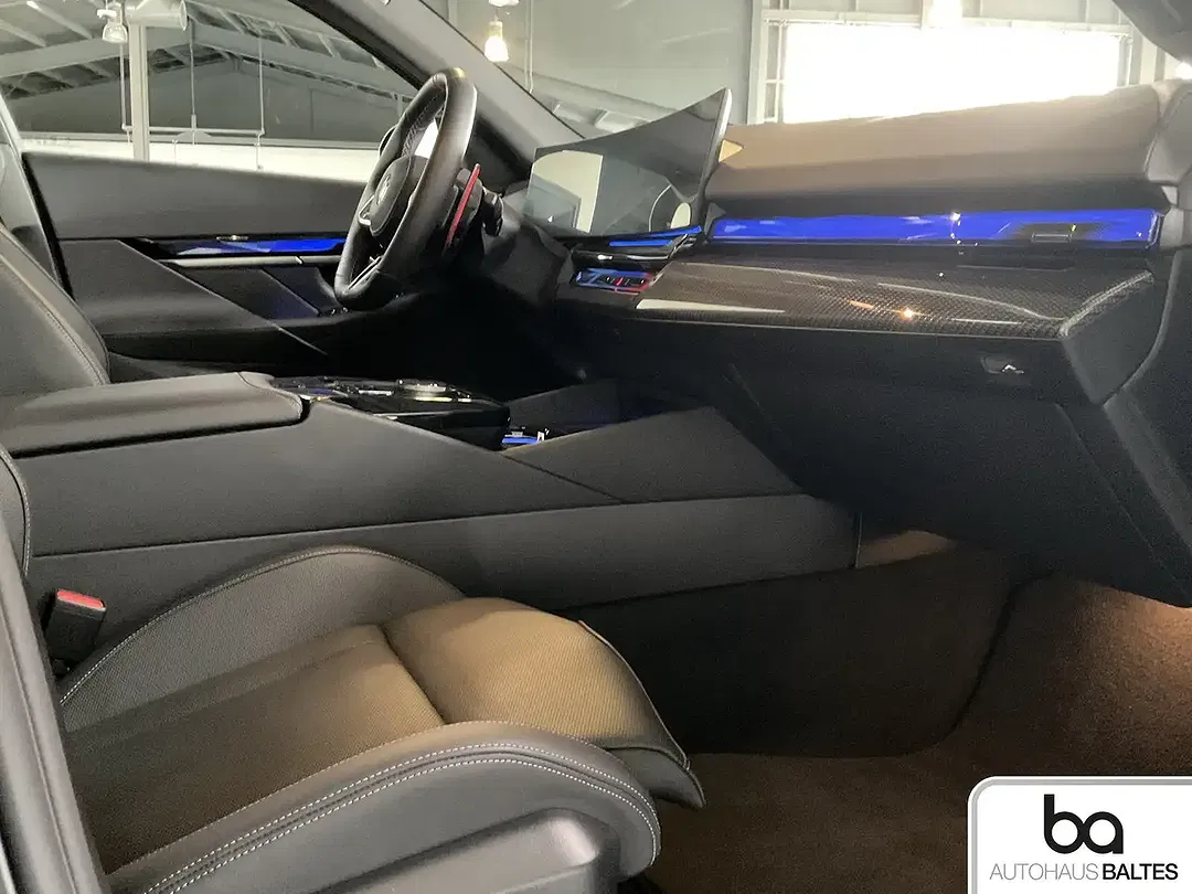 BMW M5 M Touring - Thumbnail 6