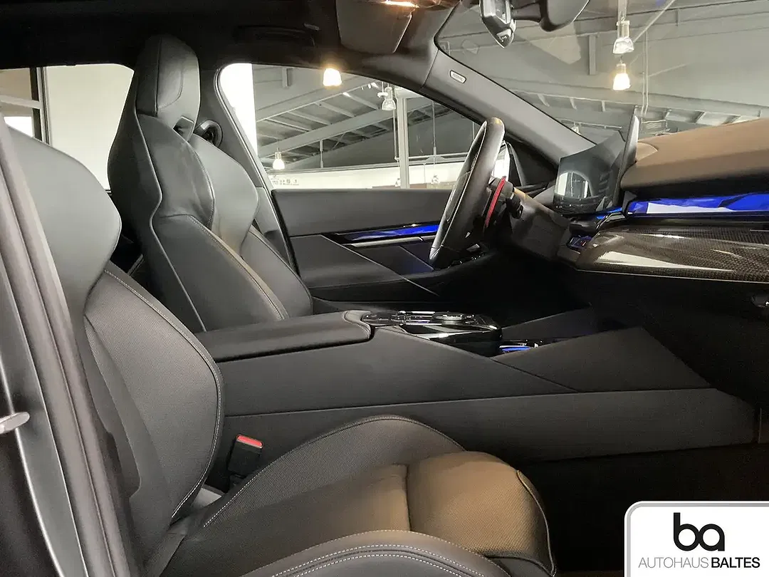 BMW M5 M Touring - Thumbnail 7