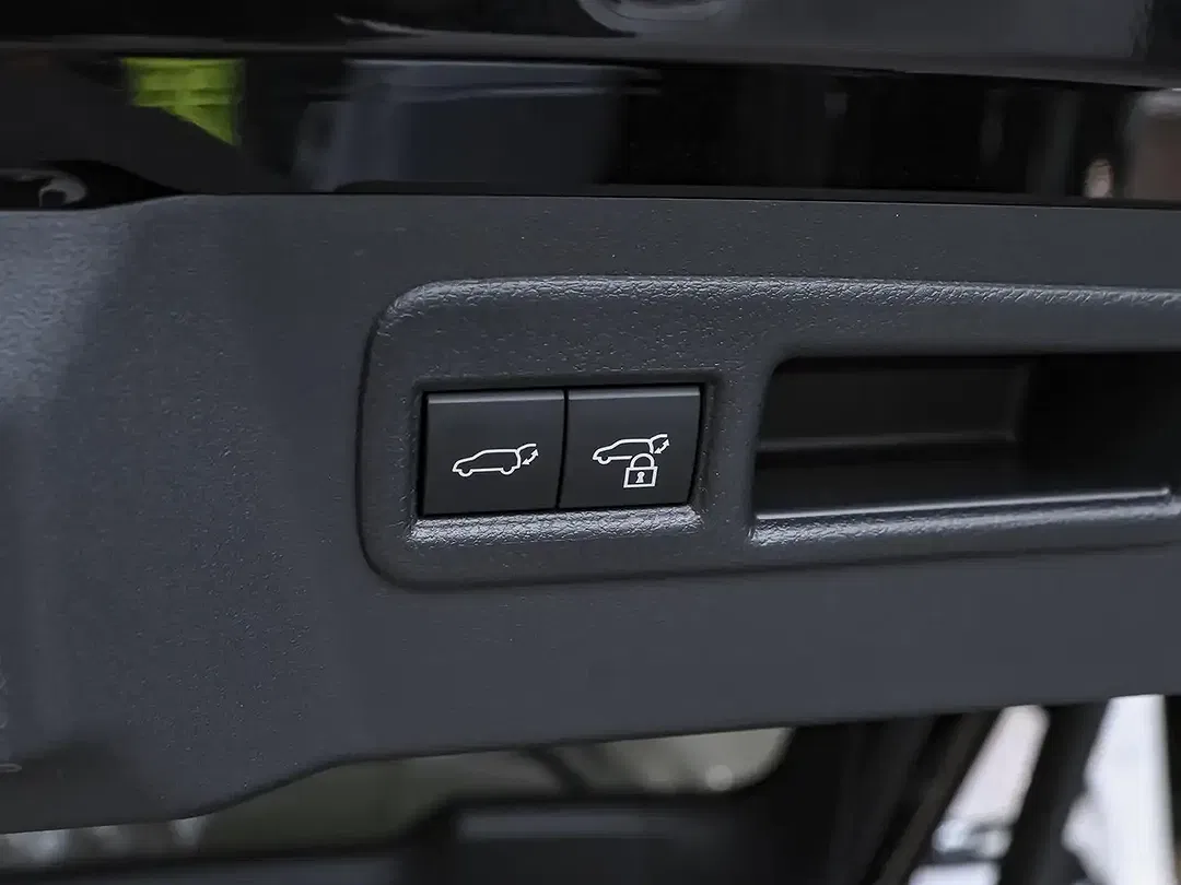 Toyota C-HR 4x4 Lounge - Thumbnail 12