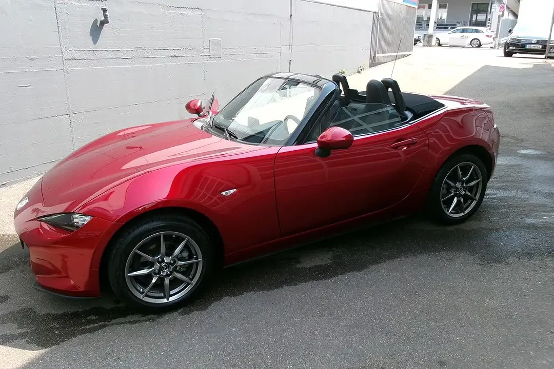 Mazda MX-5 Exclusive-Line - Thumbnail 9