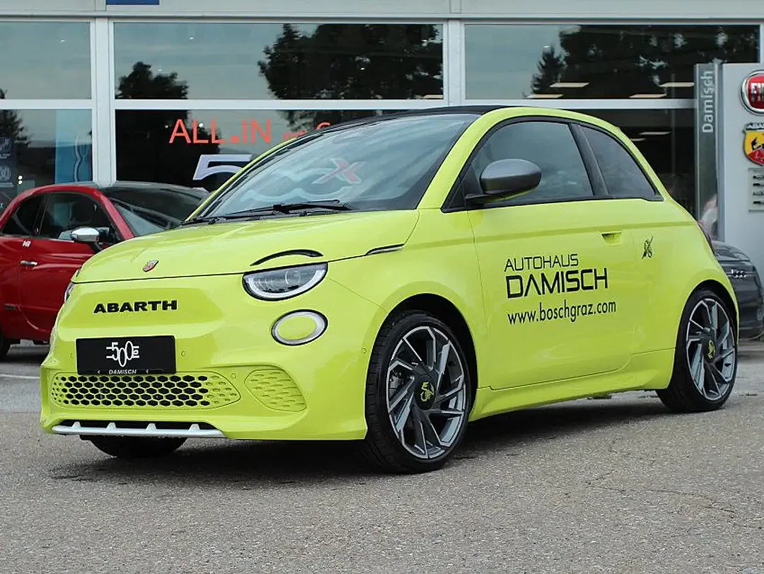 Abarth 500e Scorpionissima - Afbeelding 1