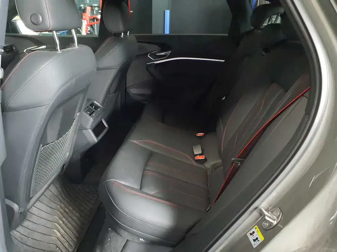 Audi Q8 e-tron 55 quattro Matrix LED S line - foto 9