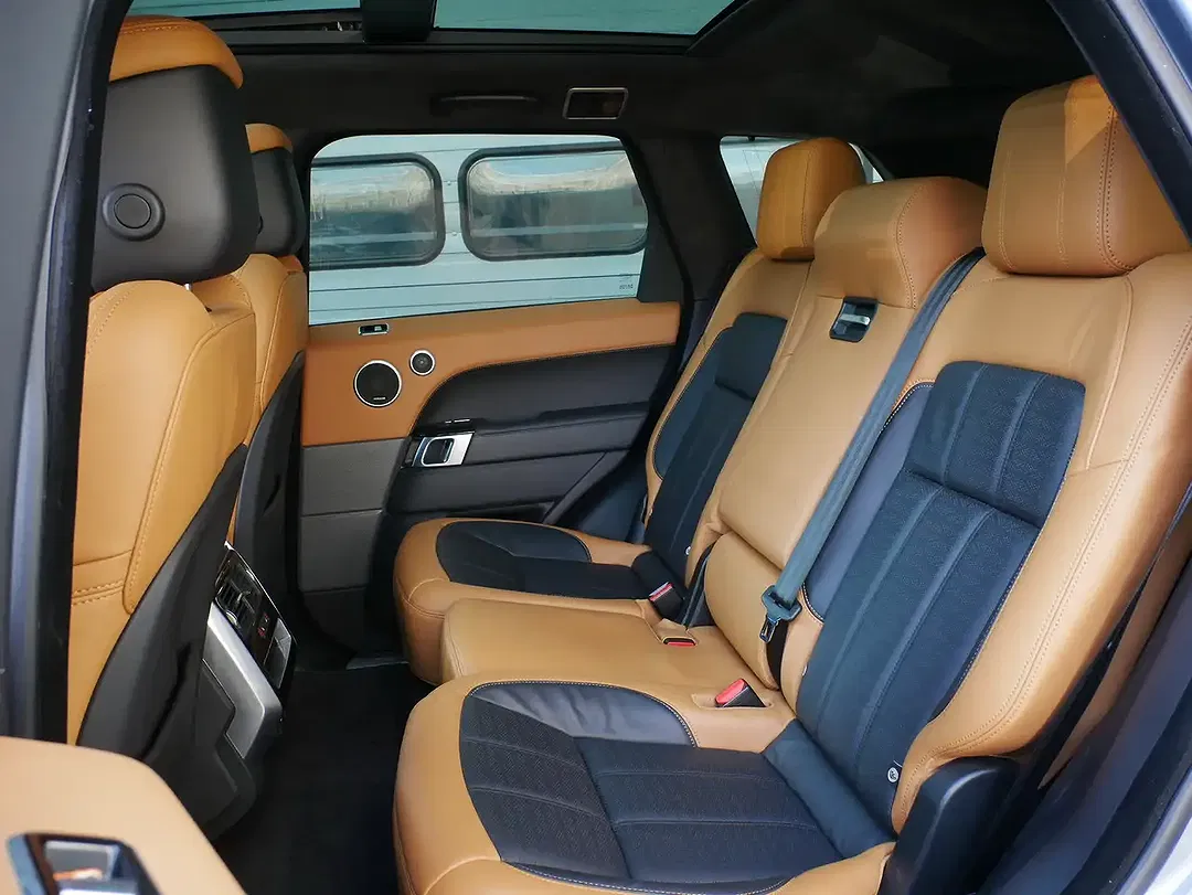 Land Rover Range Rover Sport P400e Autobiography - Thumbnail 11