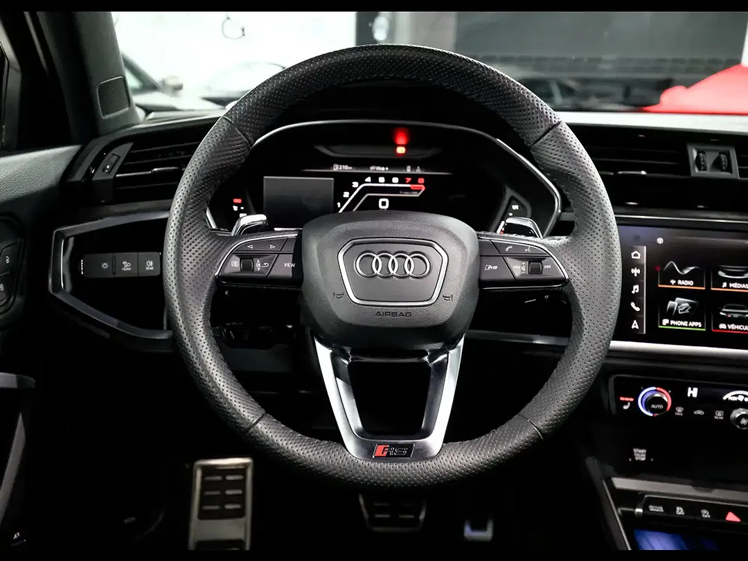 Audi RS Q3 quattro Sportback - Thumbnail 12