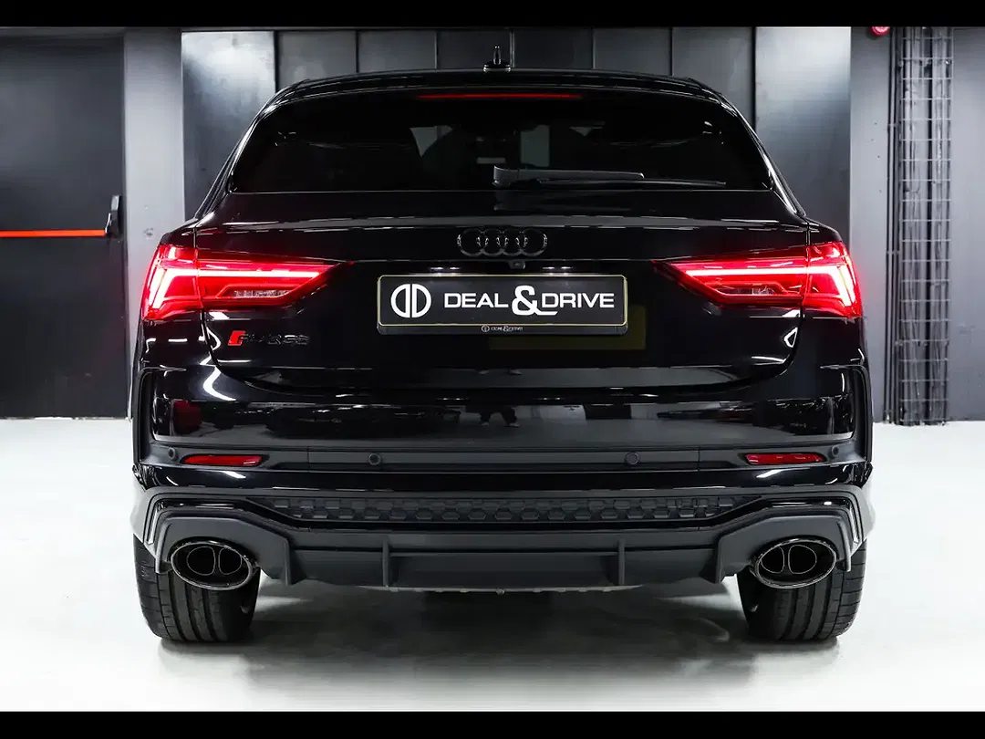 Audi RS Q3 quattro Sportback - Thumbnail 4