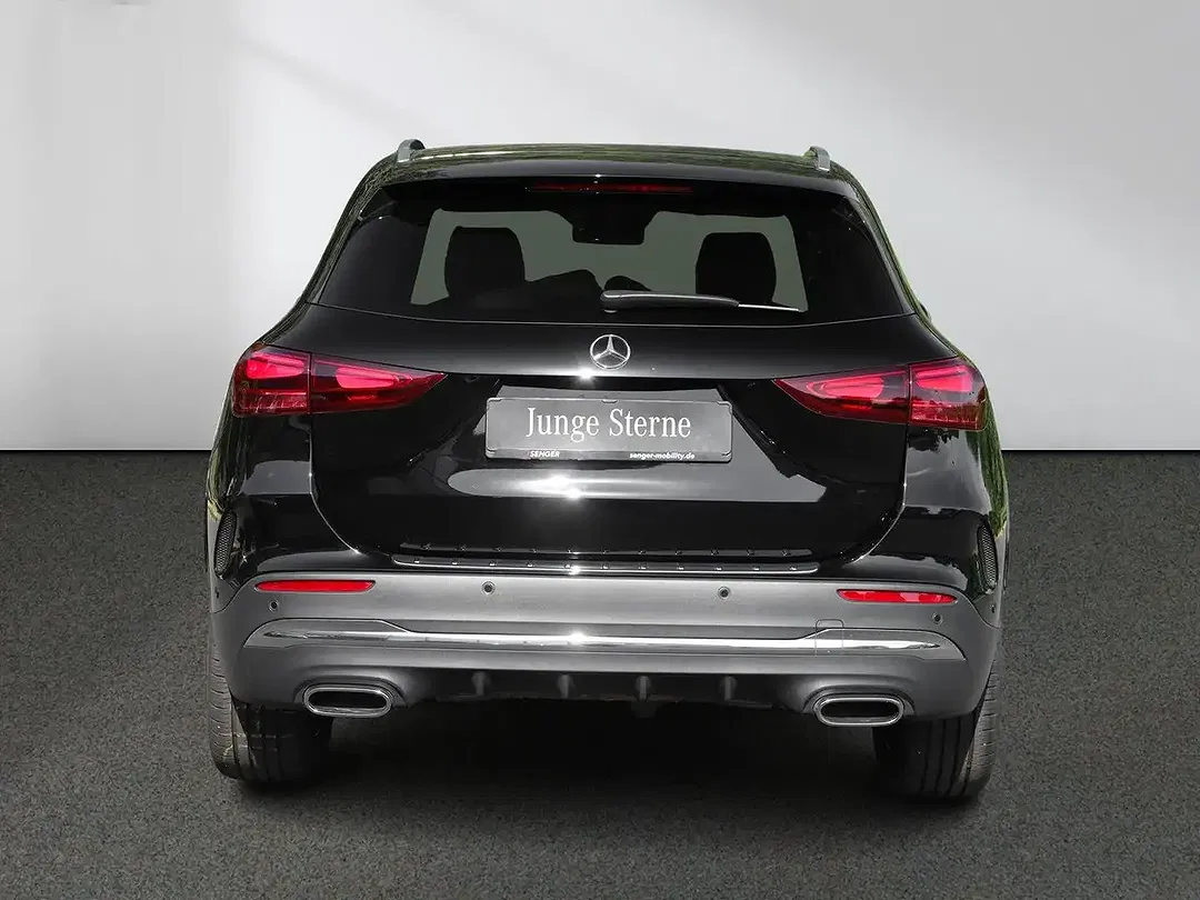Mercedes-Benz GLA 200 AMG - Thumbnail 4