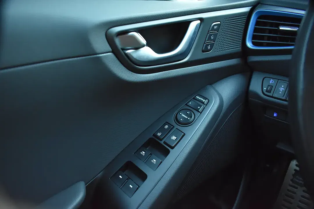 Hyundai IONIQ 1.6 GDI DCT - Thumbnail 10