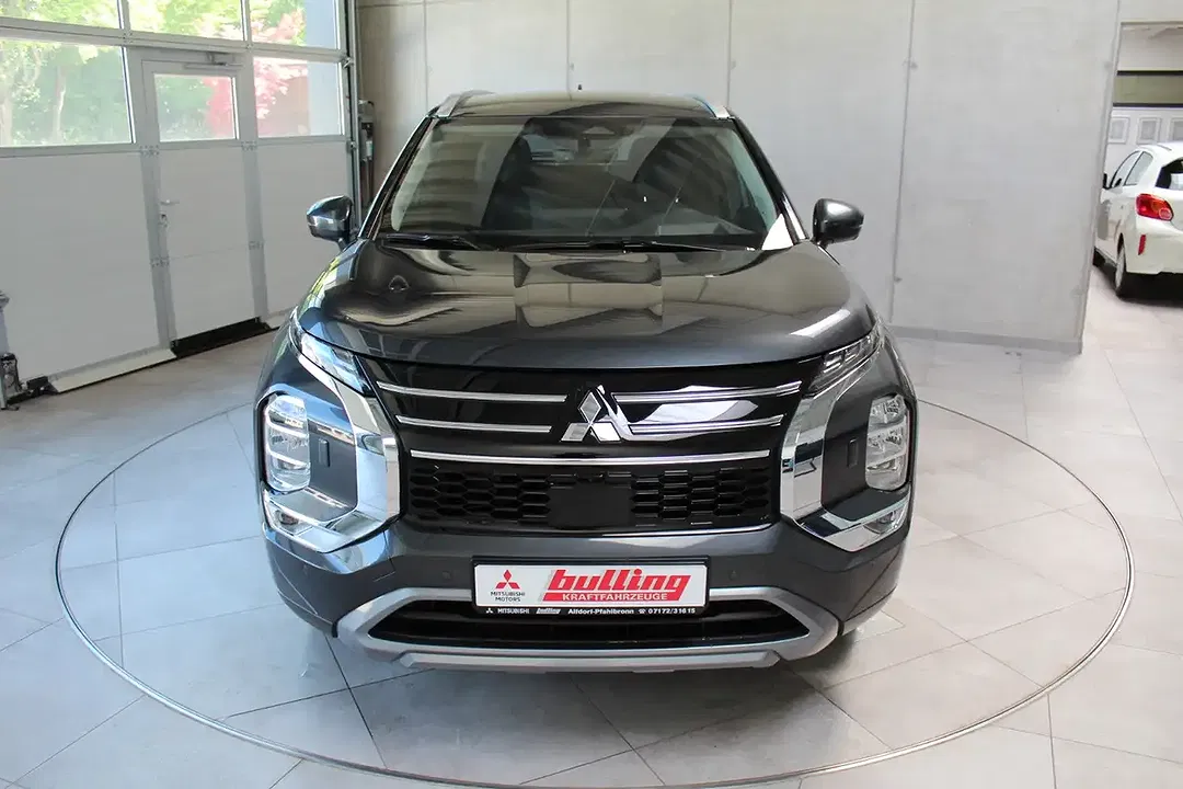 Mitsubishi Outlander 2.4 PHEV Select - Thumbnail 3