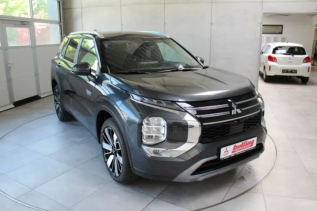 Mitsubishi Outlander 2.4 PHEV Select - Thumbnail 4