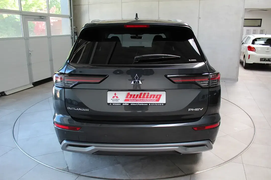 Mitsubishi Outlander 2.4 PHEV Select - Thumbnail 6