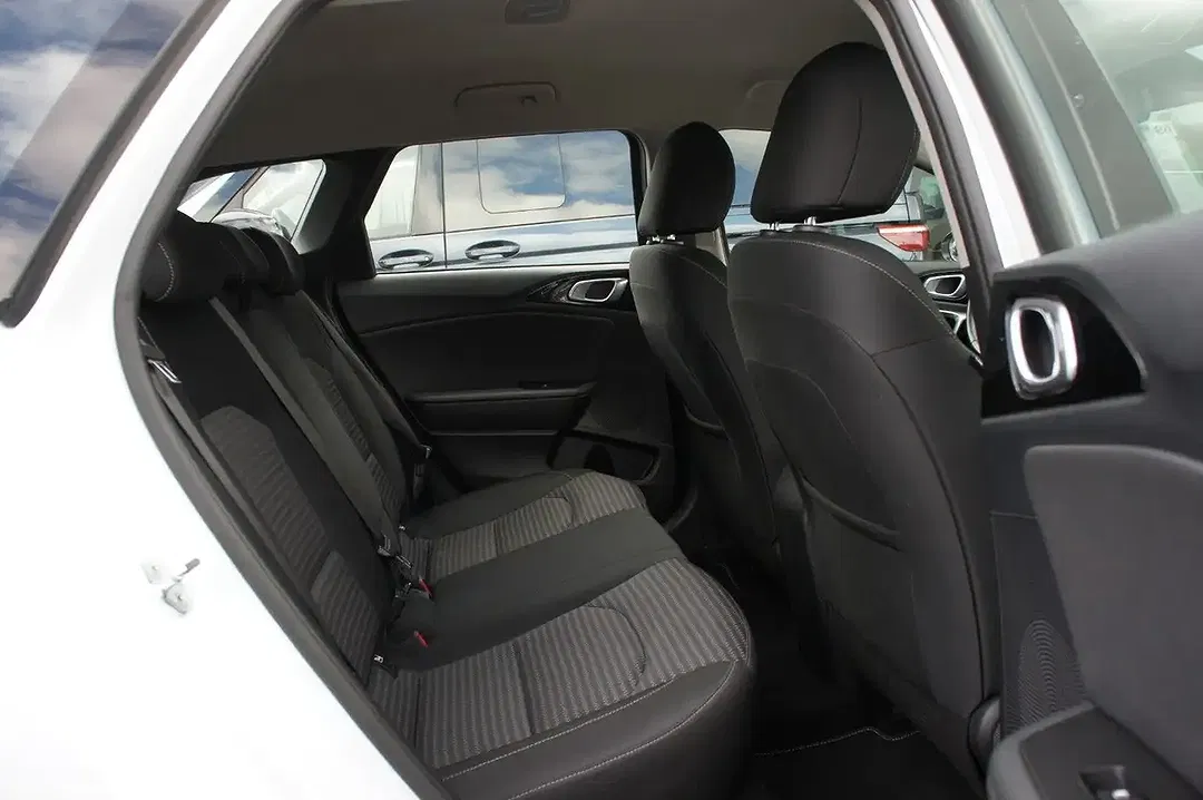 Kia Ceed SW / cee'd SW 1.0 T-GDI Vision - Thumbnail 23