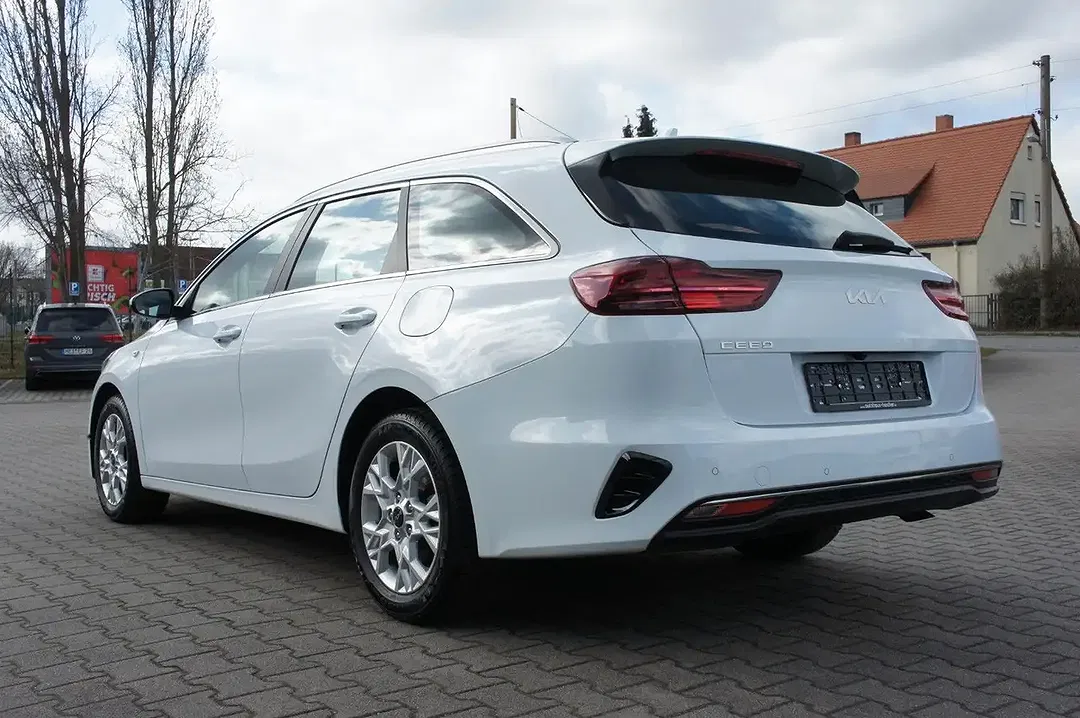 Kia Ceed SW / cee'd SW 1.0 T-GDI Vision - Thumbnail 6