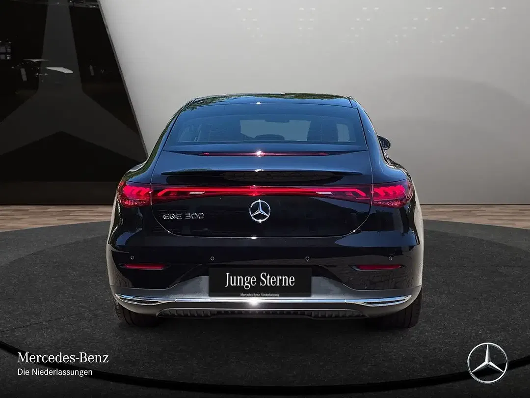 Mercedes-Benz EQE 300 Burmester Avantgarde - Thumbnail 8
