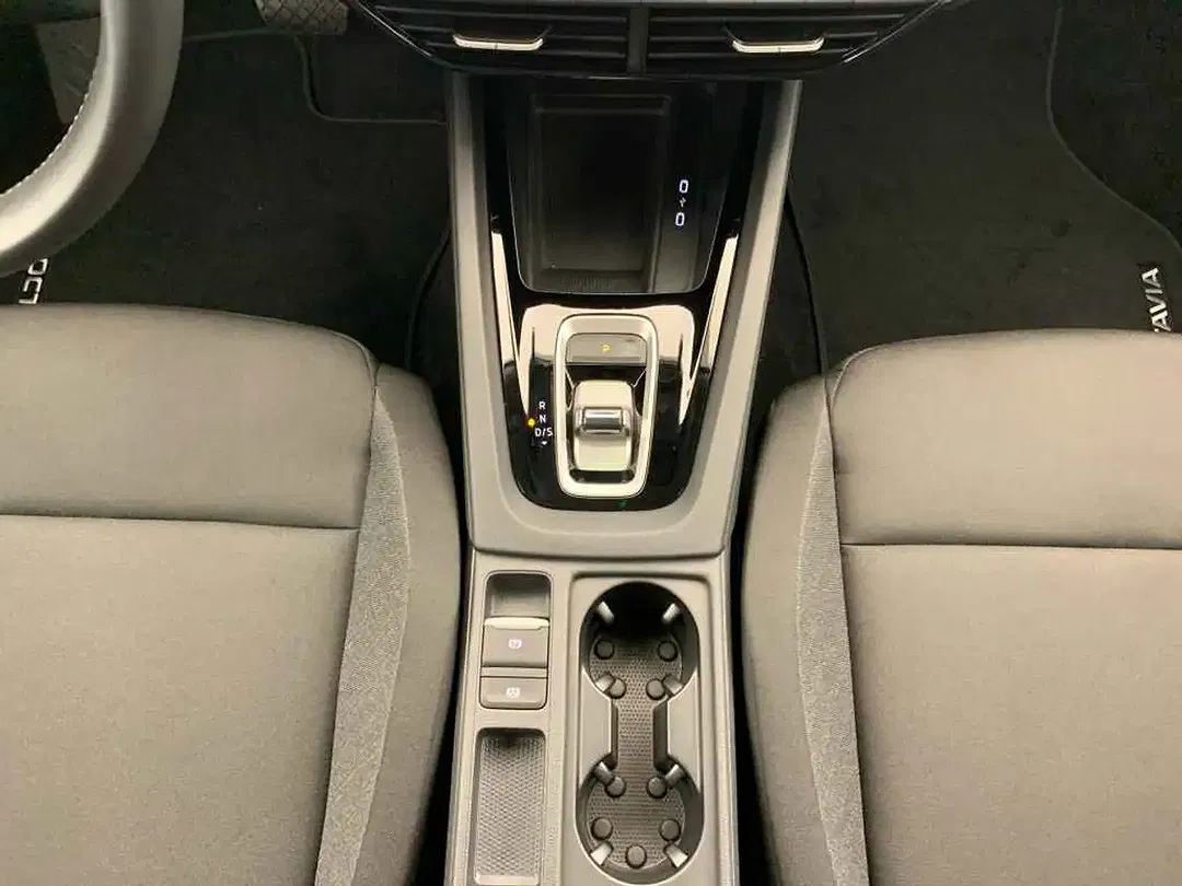 Skoda Octavia 1.5 TSI DSG Combi Essence - Thumbnail 13