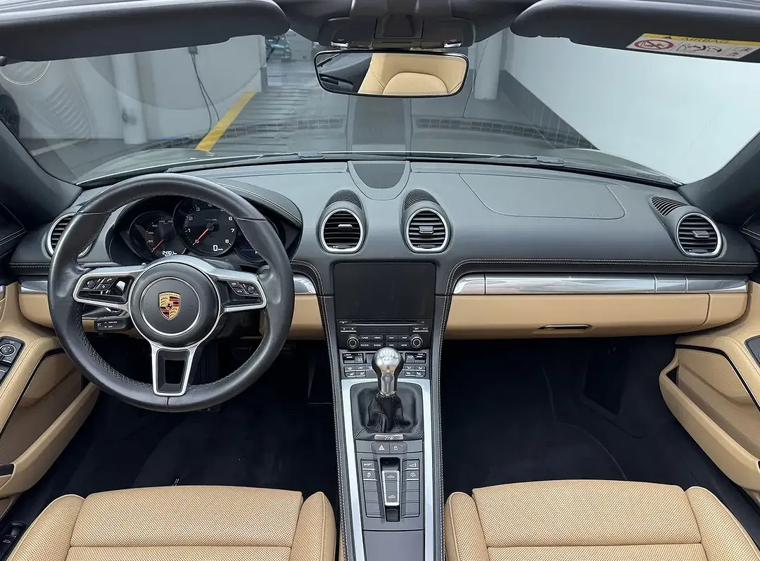 Porsche 718 - Thumbnail 10