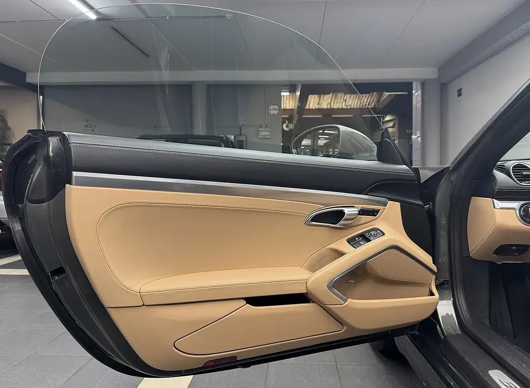 Porsche 718 - foto 15