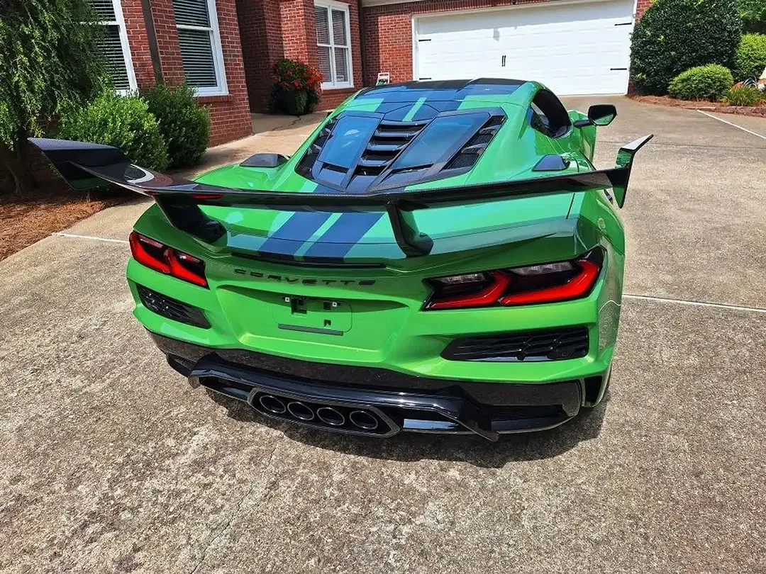 Corvette ZR1 Coupe 3LT - Thumbnail 10