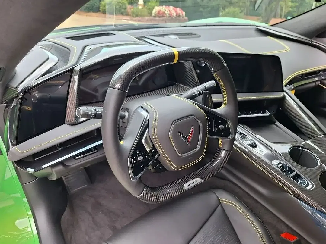 Corvette ZR1 Coupe 3LT - Thumbnail 11