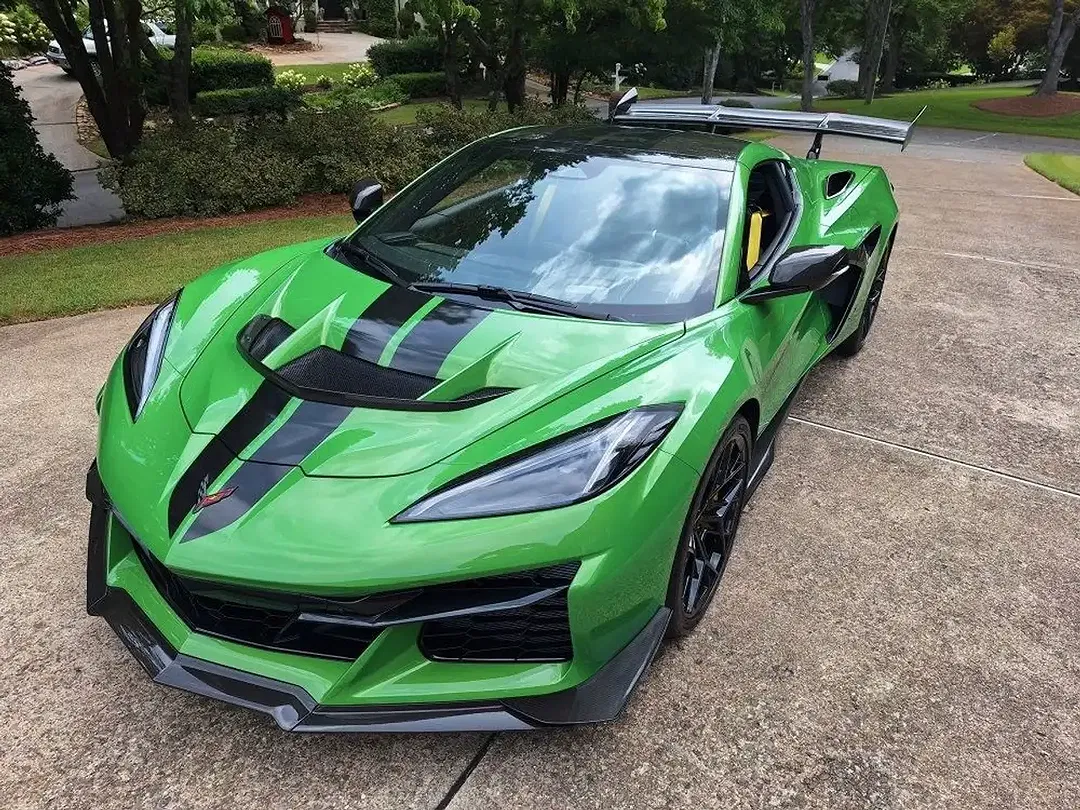 Corvette ZR1 Coupe 3LT - Thumbnail 3