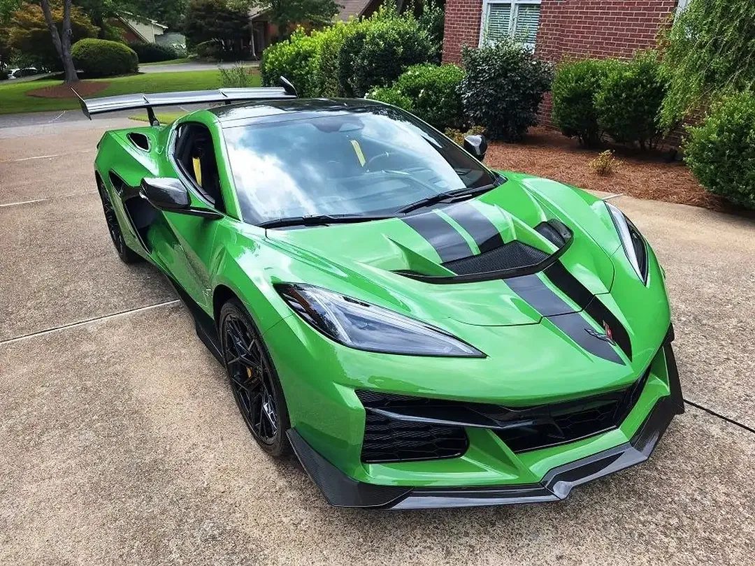Corvette ZR1 Coupe 3LT - Thumbnail 4
