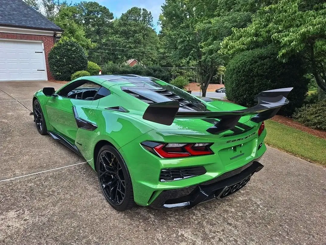 Corvette ZR1 Coupe 3LT - Thumbnail 8