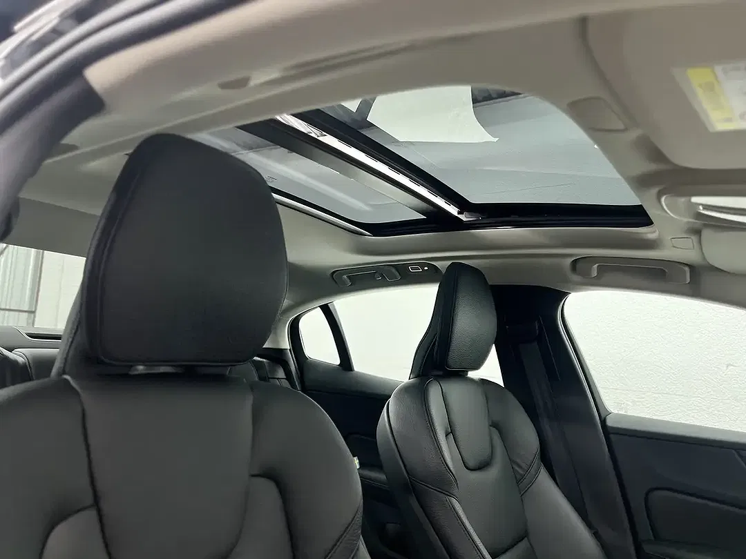 Volvo S60 B4 Plus Dark - Thumbnail 10