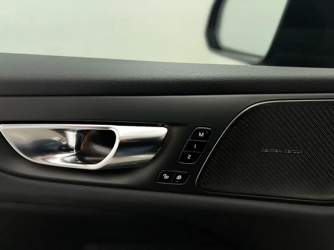 Volvo S60 B4 Plus Dark - Thumbnail 13